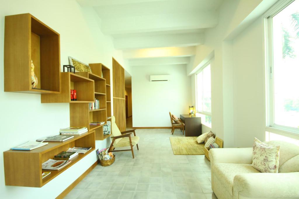 Baan Dinso Hostel@Ratchadamnoen 방콕 외부 사진