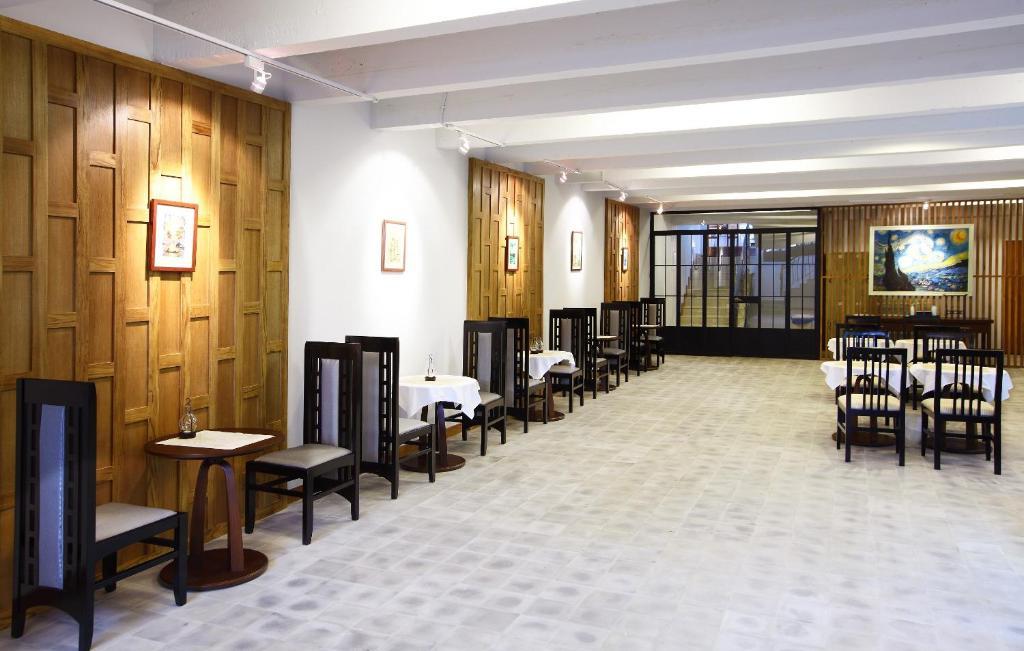 Baan Dinso Hostel@Ratchadamnoen 방콕 외부 사진