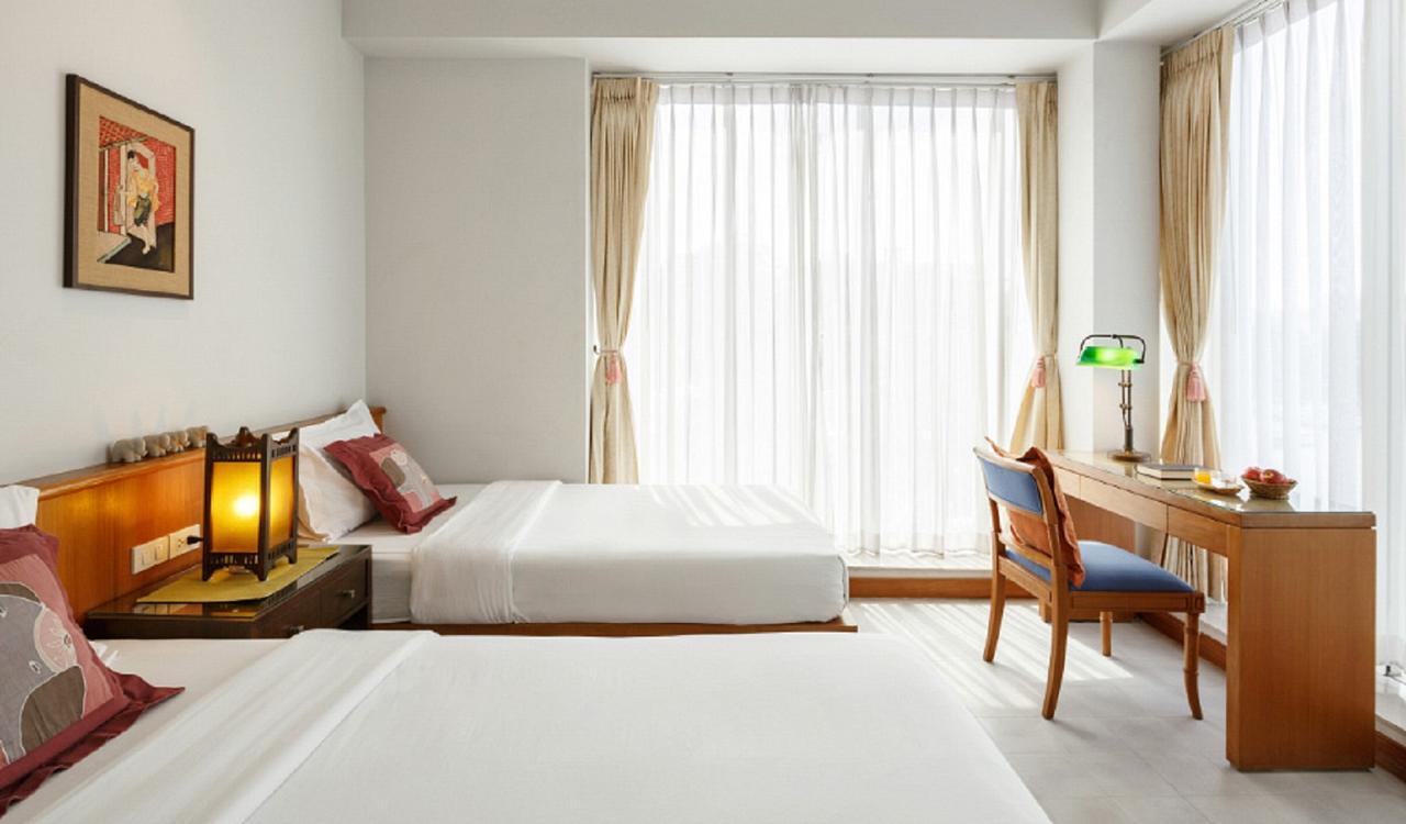 Baan Dinso Hostel@Ratchadamnoen 방콕 외부 사진