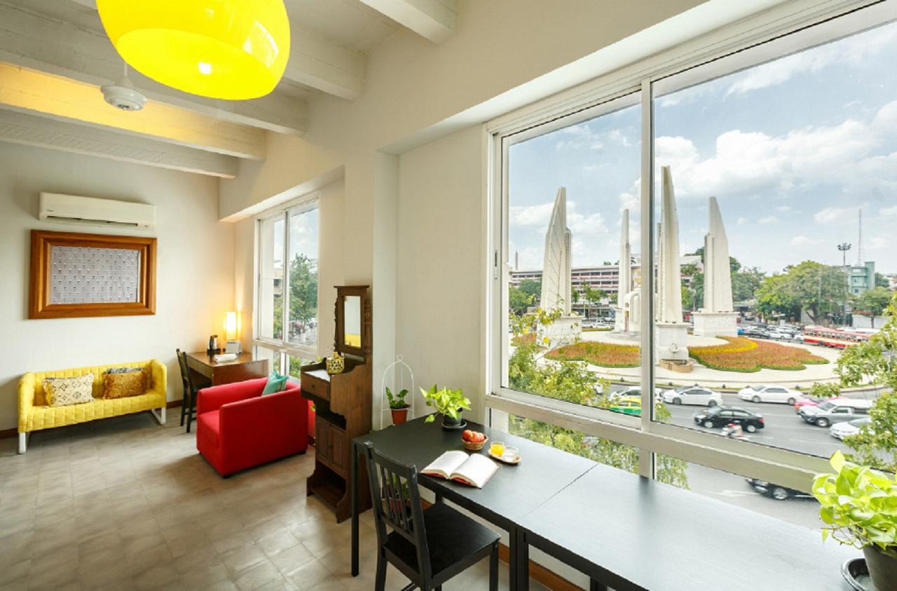 Baan Dinso Hostel@Ratchadamnoen 방콕 외부 사진